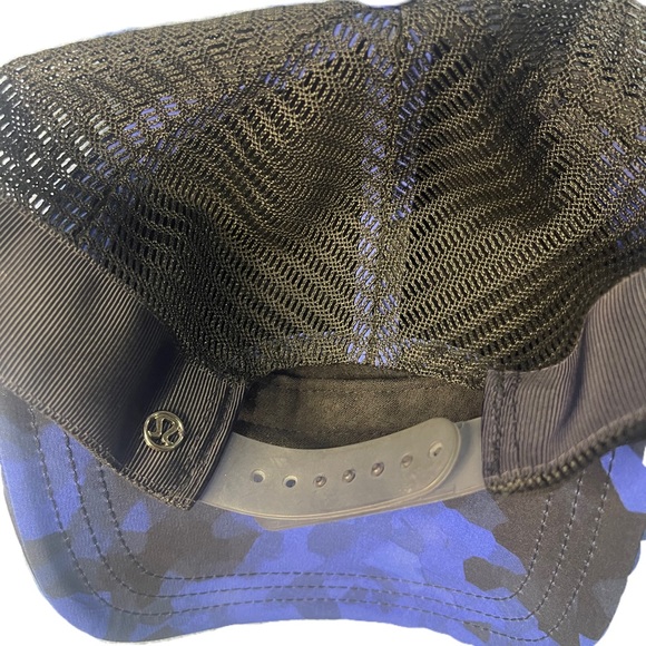 Lululemon What's Up Blue Camo Print Trucker Training Hat Cap Adjustable Snapback - Picture 4 of 6